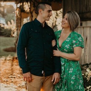 Meet your Posher, Yovaela